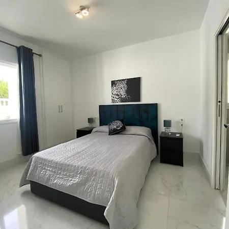 Corniche Chaparral